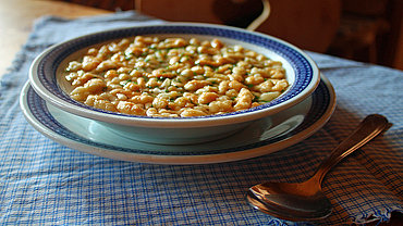Pasta fritta fatta in casa in brodo