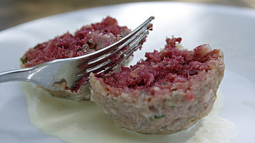 Canederli alla barbabietola rossa