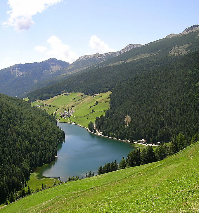 Il lago di Valdurna: un gioiello della natura