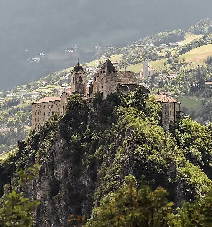 Monastero di Sabiona: il monte sacro dell'Alto Adige