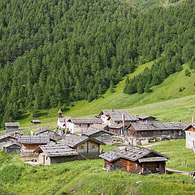 Malga Fane: un villaggio alpino tra i monti