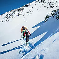 Scintillanti pendii di neve profonda e giornate invernali assolate - IDM Südtirol/Hansi Heckmair