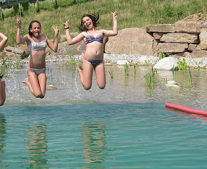 Divertimento in piscina
