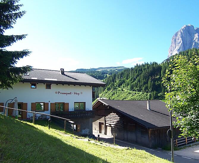 Prasquell-Hof - Bildergalerie Photo