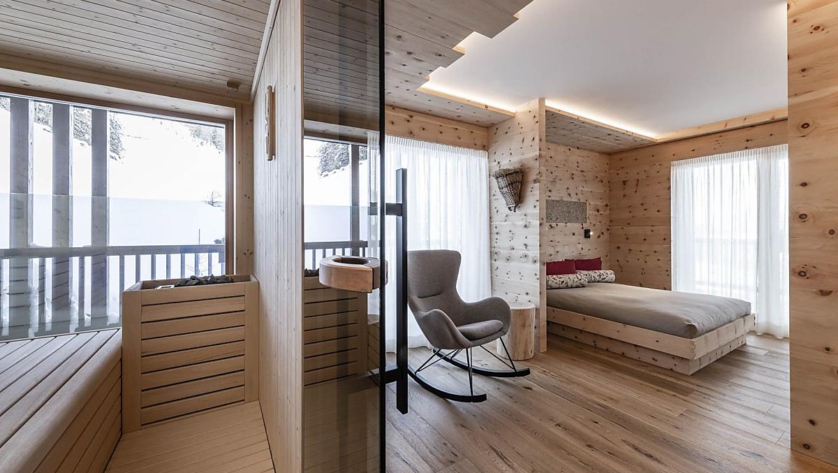Sauna e sala relax con letto di fieno