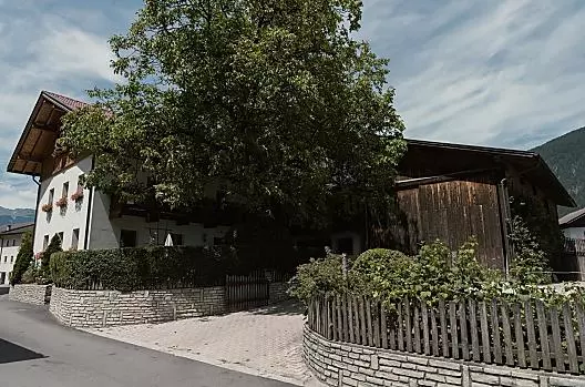 Kundlerhof - Liste Photo