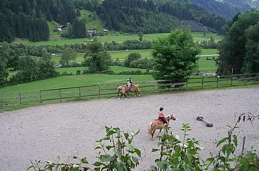 Schildhof Granstein - Liste Photo