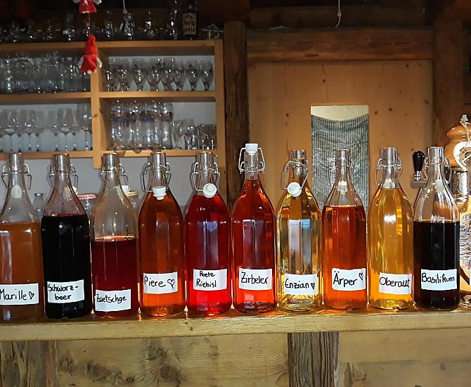 Produciamo fino a 25 tipi di grappa
