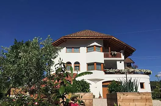 Agriturismo Meral in Körbelhof: piccolo, raffinato, autentico.