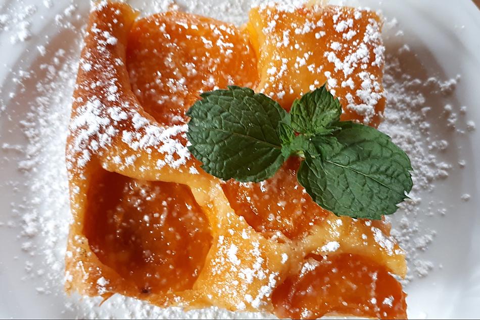 Torta di albicocche fatta in casa