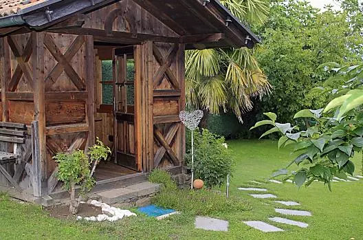 La casetta sul prato