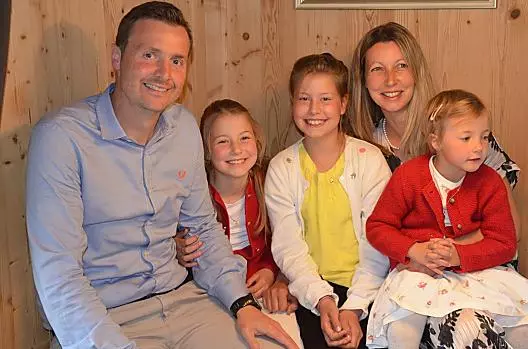 Arnold e Ursula con i figli Emma, Linda e Greta