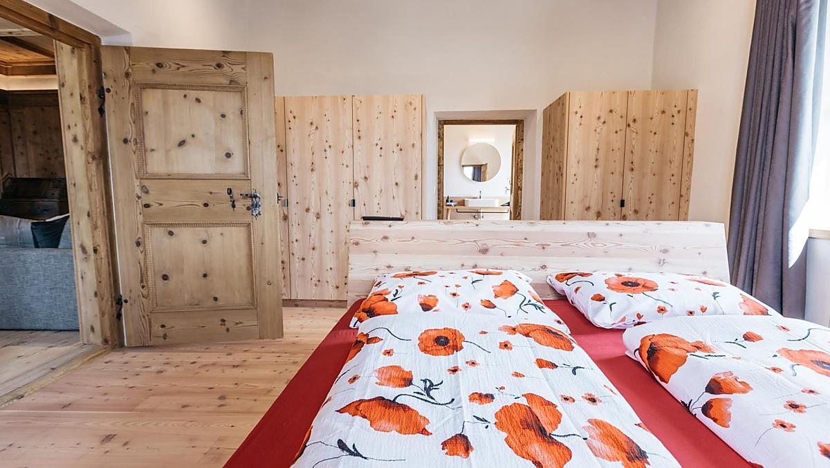 Hof im Thal - Bildergalerie Photo