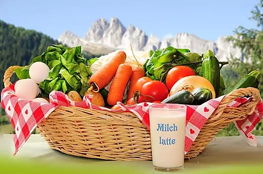 Siete invitati a ricevere ogni giorno i nostri prodotti freschi dell'orto, nonché il latte e le uova delle nostre galline ruspanti.