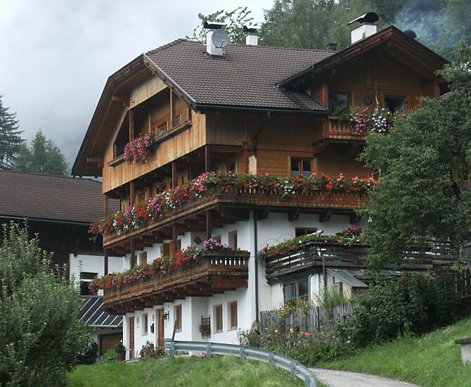 Gedrarz - Bildergalerie Photo