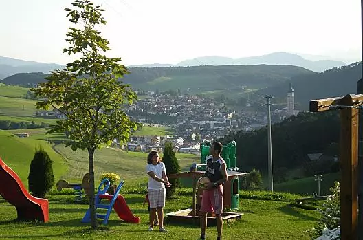Parco giochi con vista