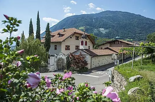 Ansitz Mair im Korn - Liste Photo