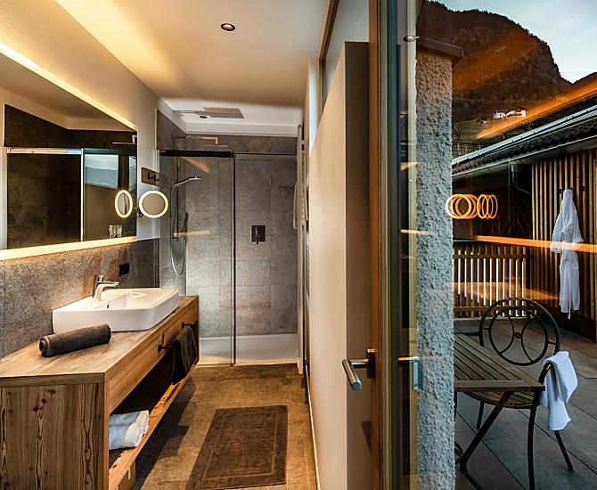 Bagno con sauna panoramica