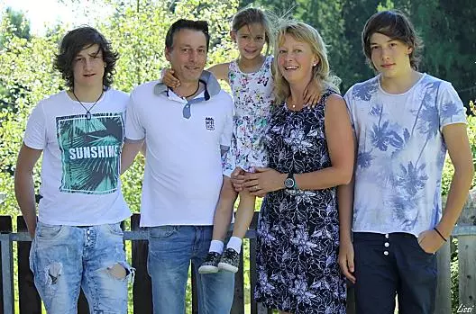 Julian, Alfred, Regina, Verena e Armin