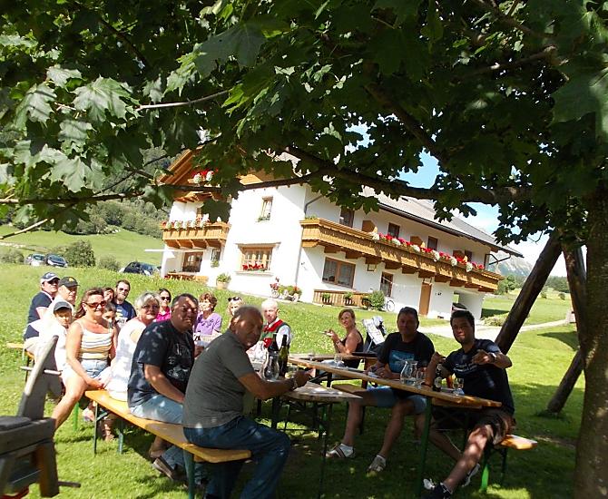 Tradizionale barbecue all'Huberhof