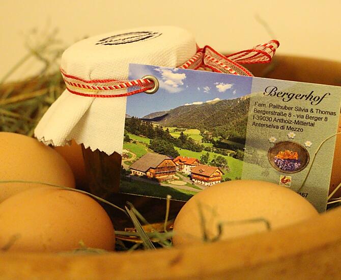 Uova delle galline felici del Bergerhof
