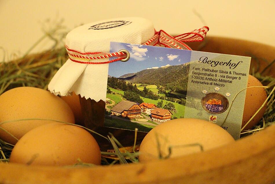 Uova delle galline felici del Bergerhof