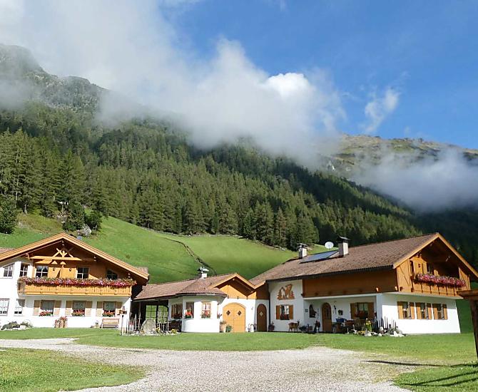 Oberhof. Vacanze estive a 1680 m. Un luogo davvero suggestivo e idilliaco. Direttamente dal maso, immersi nella natura, tra alpi e montagne.