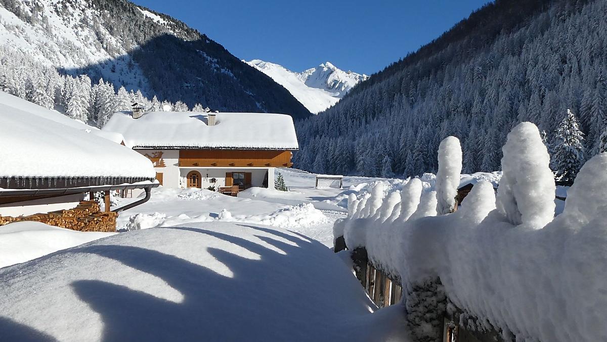 Posizione sicura per la neve a 1680 m: qui potrete godervi l'inverno al massimo. Le attività invernali sono numerose.