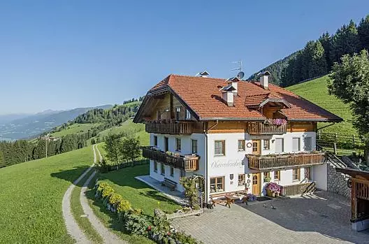 L'agriturismo Oberredensberg, tre appartamenti vacanze in mezzo alla campagna!