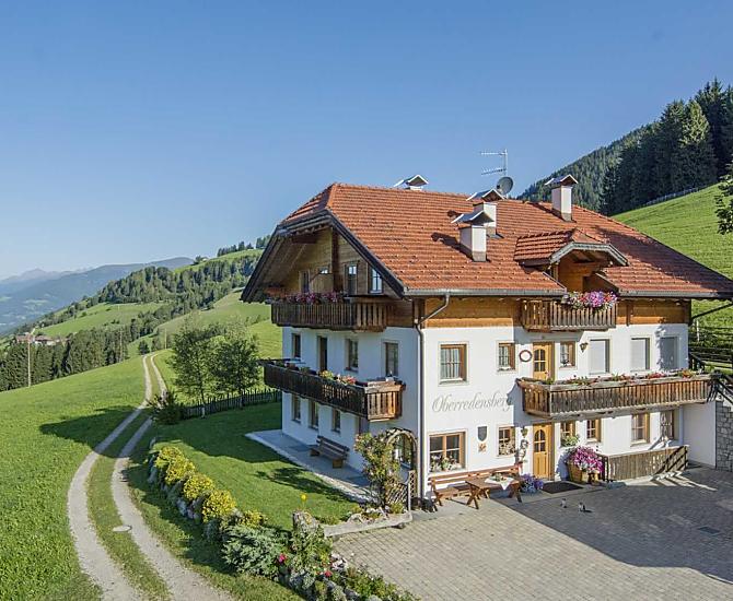 L'agriturismo Oberredensberg, tre appartamenti vacanze in mezzo alla campagna!