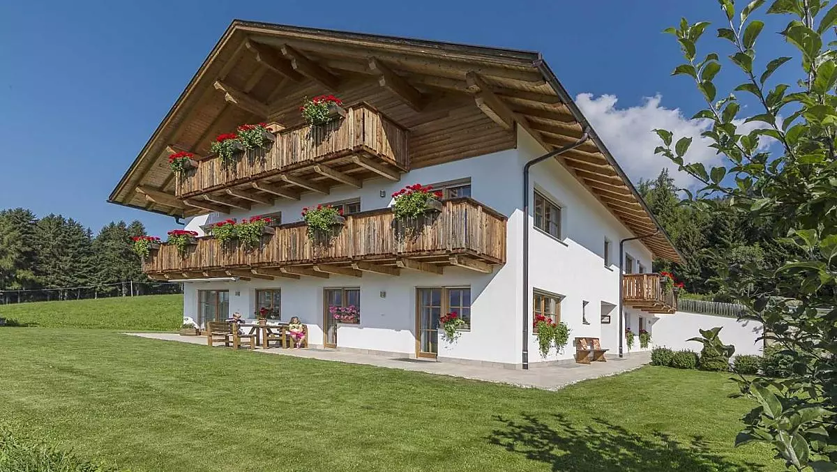 Mahrhof - Bildergalerie Photo