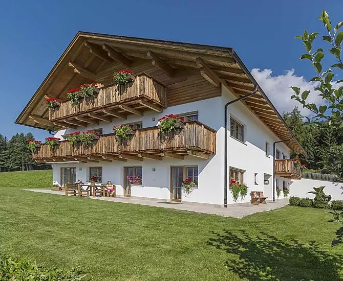 Mahrhof - Bildergalerie Photo