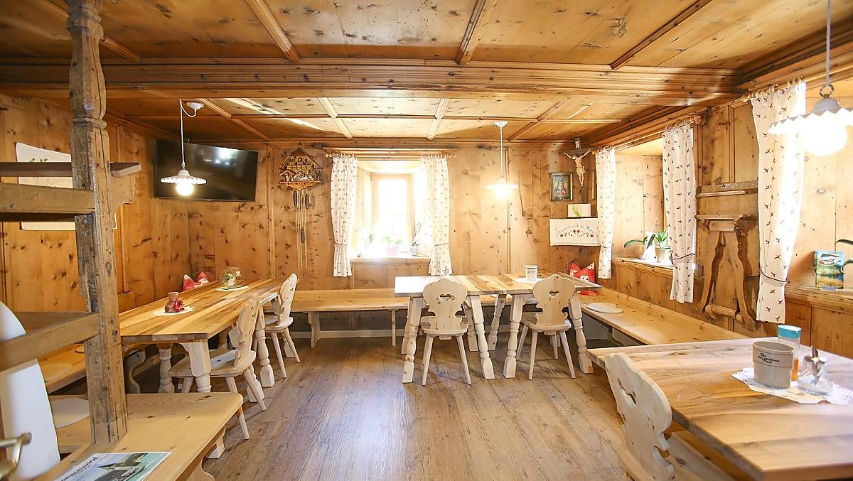 Stube contadina tirolese Sala colazioni e lounge