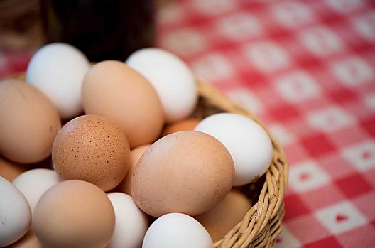 Uova fresche delle nostre galline ruspanti