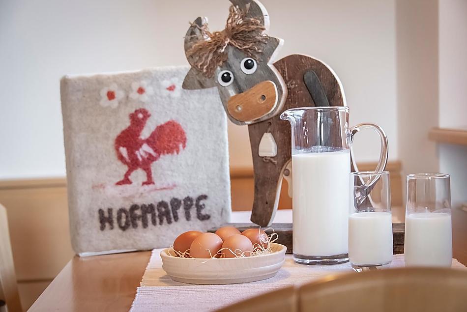 Latte e uova fresche del nostro maso