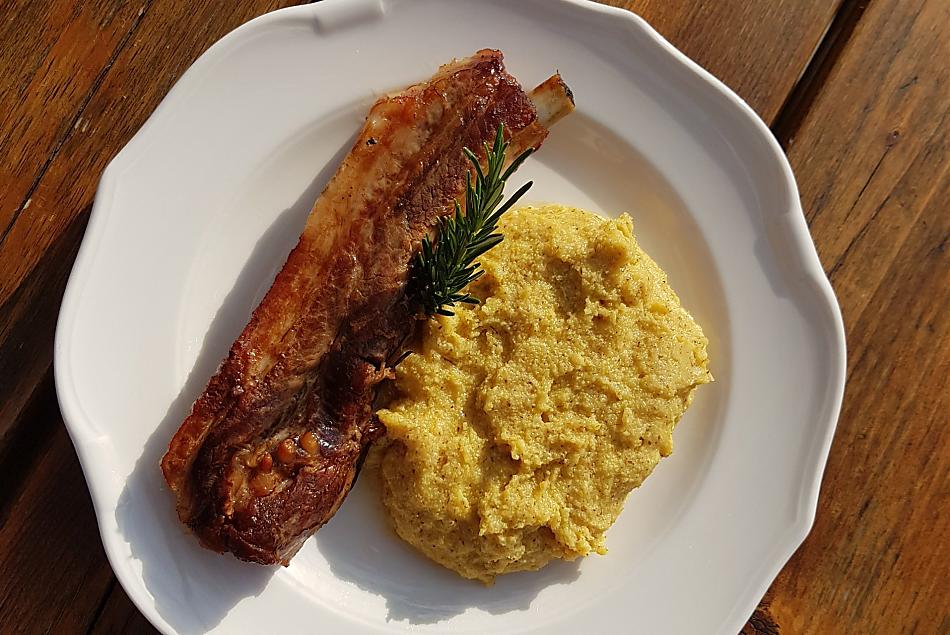 Costine con polenta