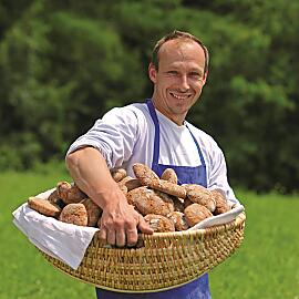 Unich - Gastgeber Photo