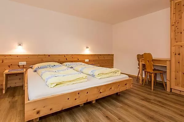 Zolerhof - Zimmer & Wohnungen Photo