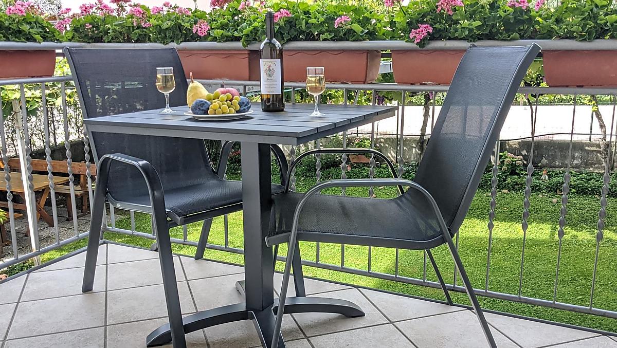 Concludete la giornata comodamente sulla nostra terrazza.