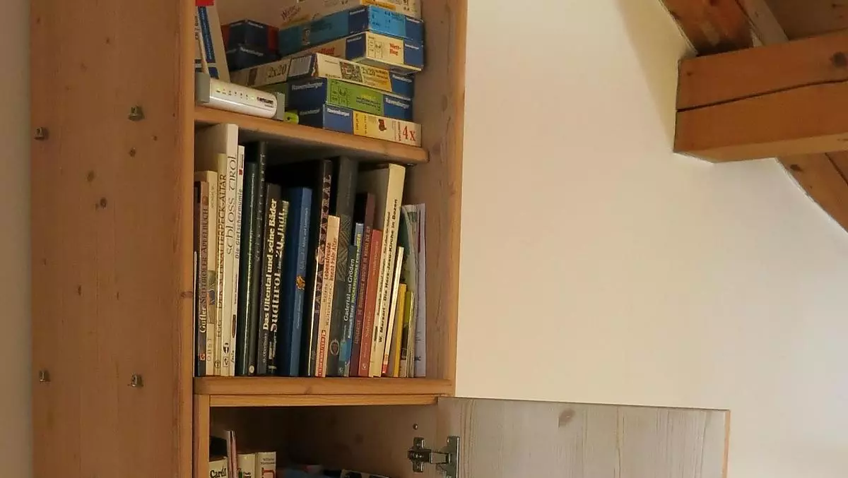 Mettiamo a disposizione dei nostri ospiti una selezione di libri interessanti e giochi divertenti.