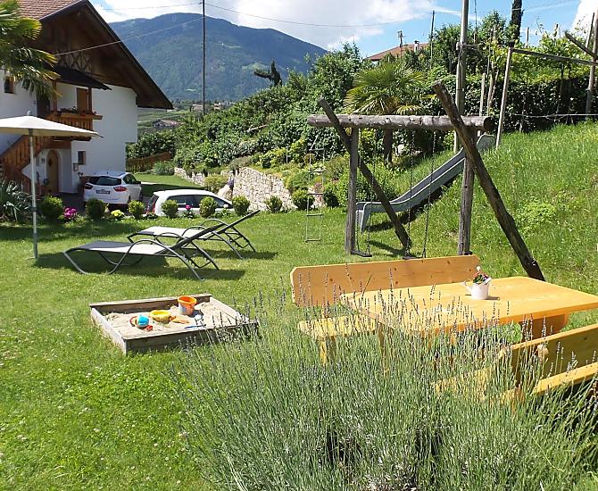Prato con possibilità di griglia e area giochi