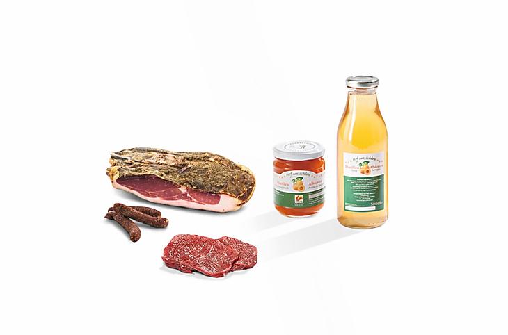 Hof am Schloss - Bildergalerie Photo