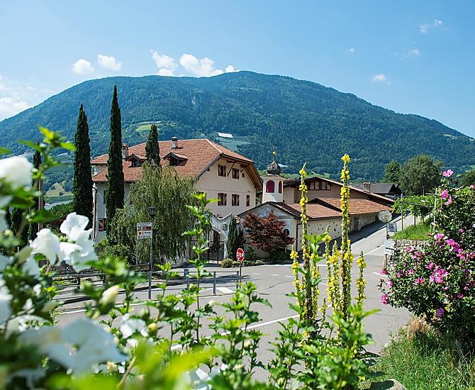 Ansitz Mair im Korn - Bildergalerie Photo