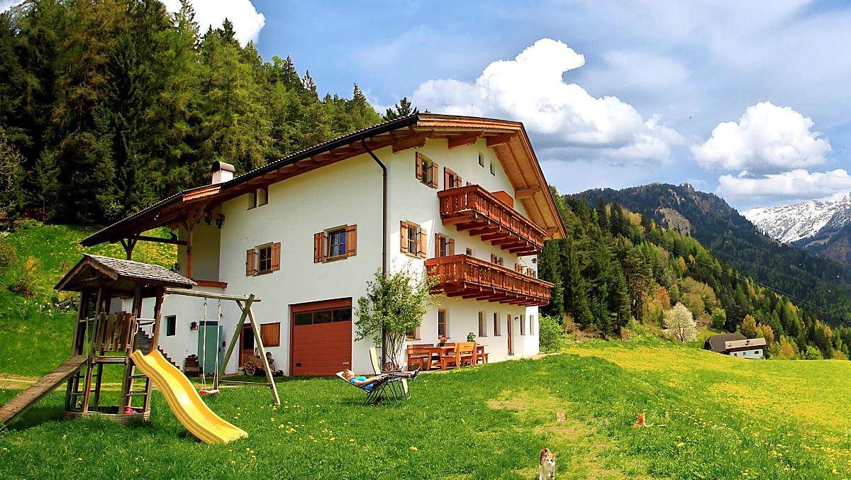 Vista libera sullo Sciliar, uno dei simboli dell’Alto Adige.