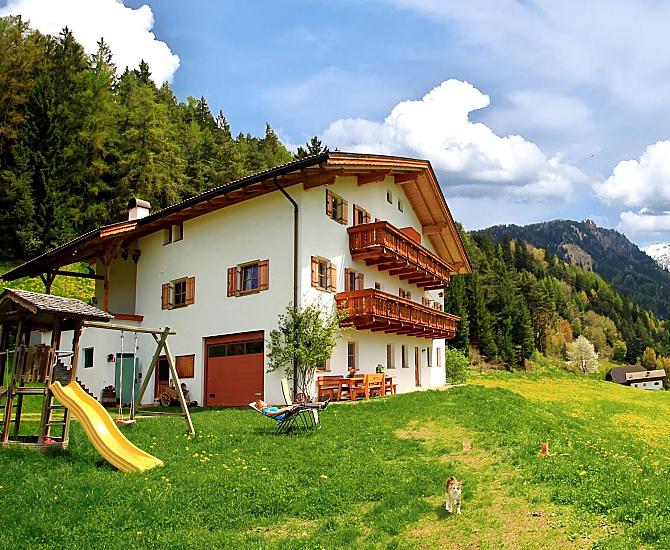 Vista libera sullo Sciliar, uno dei simboli dell’Alto Adige.