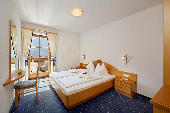 Wiedmair Hof - Zimmer & Wohnungen Photo