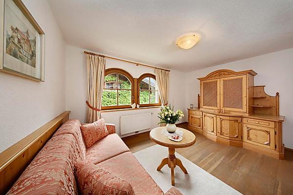 Wiedmair Hof - Zimmer & Wohnungen Photo