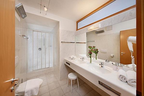 Wiedmair Hof - Zimmer & Wohnungen Photo