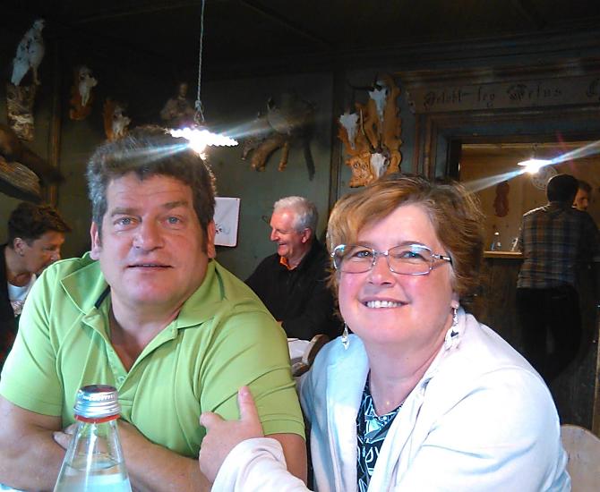 Noi, Heinz ed Eva, vi diamo un caloroso benvenuto nel nostro maso!