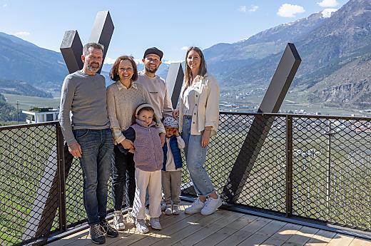 Ecco chi siamo: nonno Sepp, nonna Karin, Michael, Elisabeth, Mia e Lenny